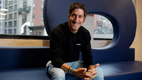 Taboola opens DeeperDive ads to AI chatbot providers
